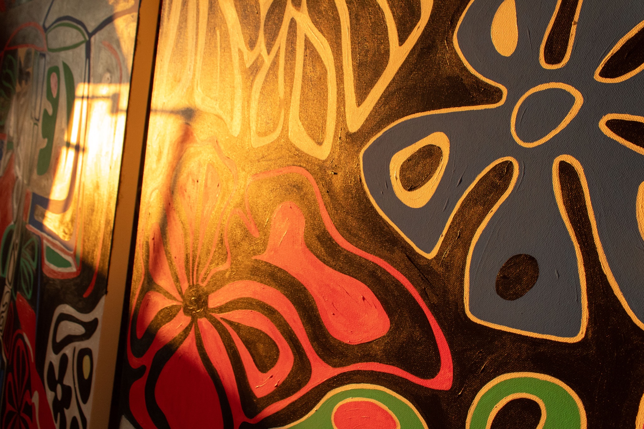 Sunlight revealing the texture and colourful forms of Souls in Limbo